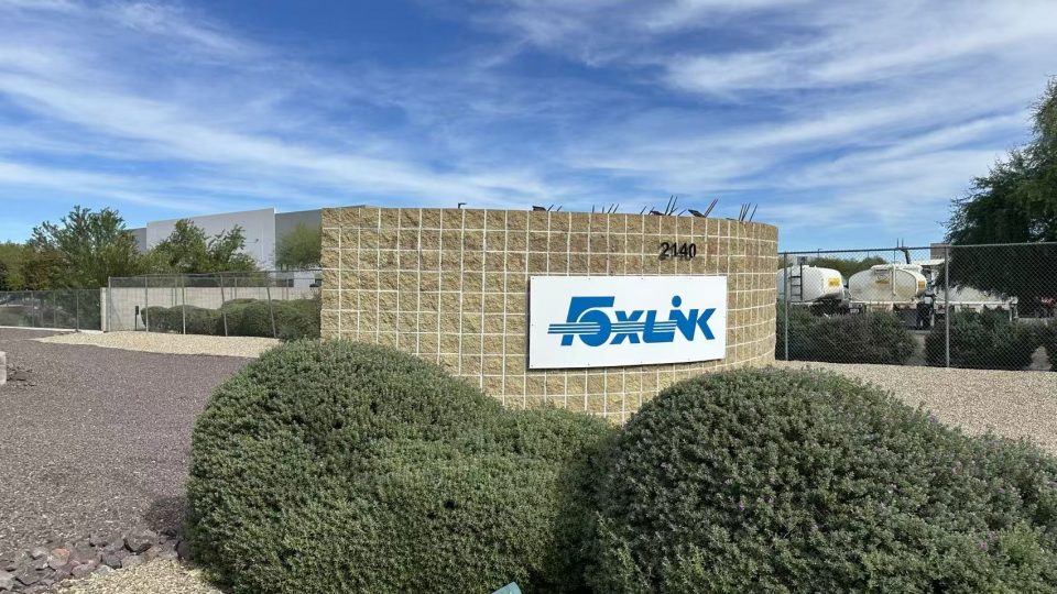 23986942f398ca31e2f5d51c7a34383f